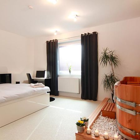 Jbi Wellness Hotel Kolin Room photo